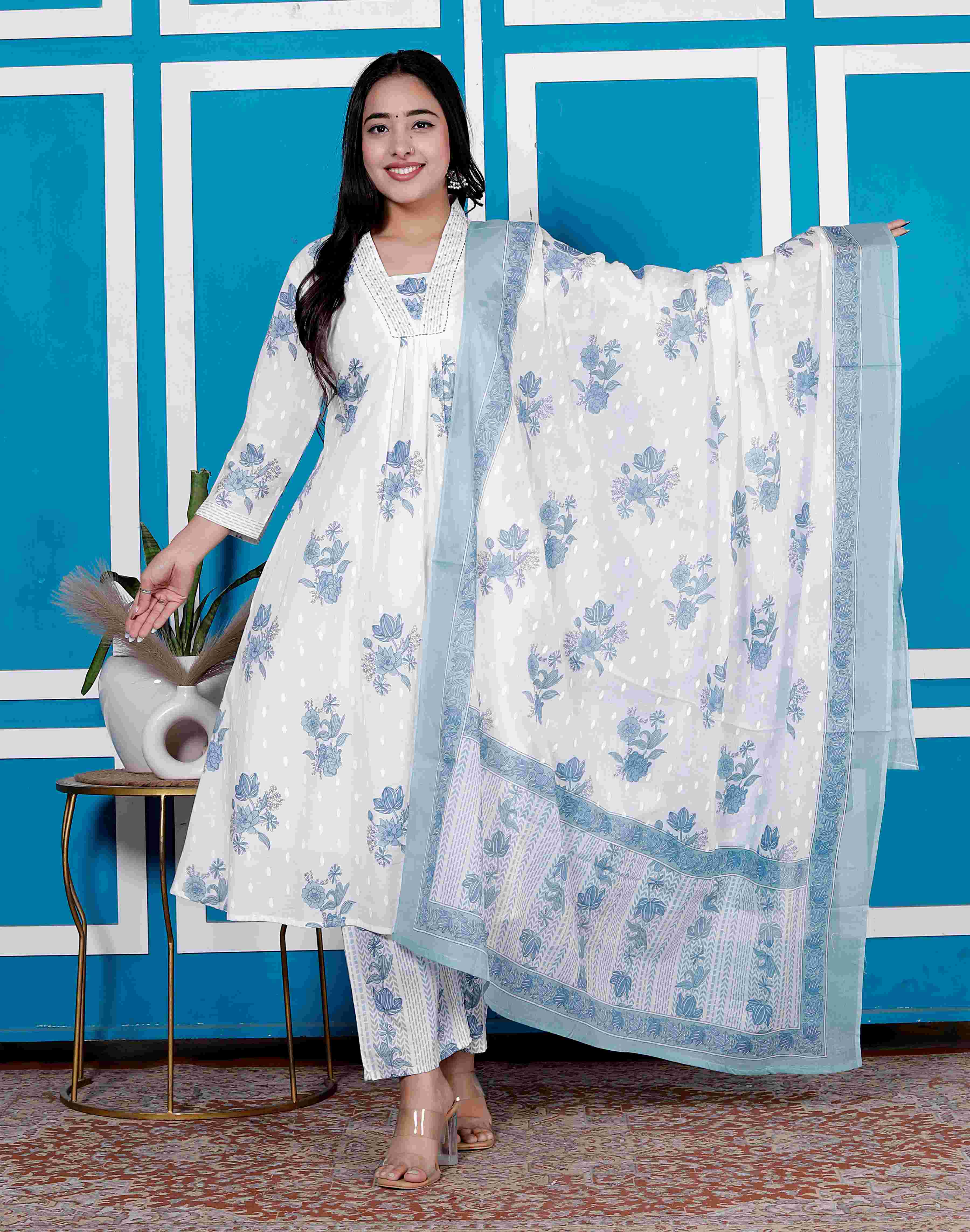 Aavari Crystal Blue