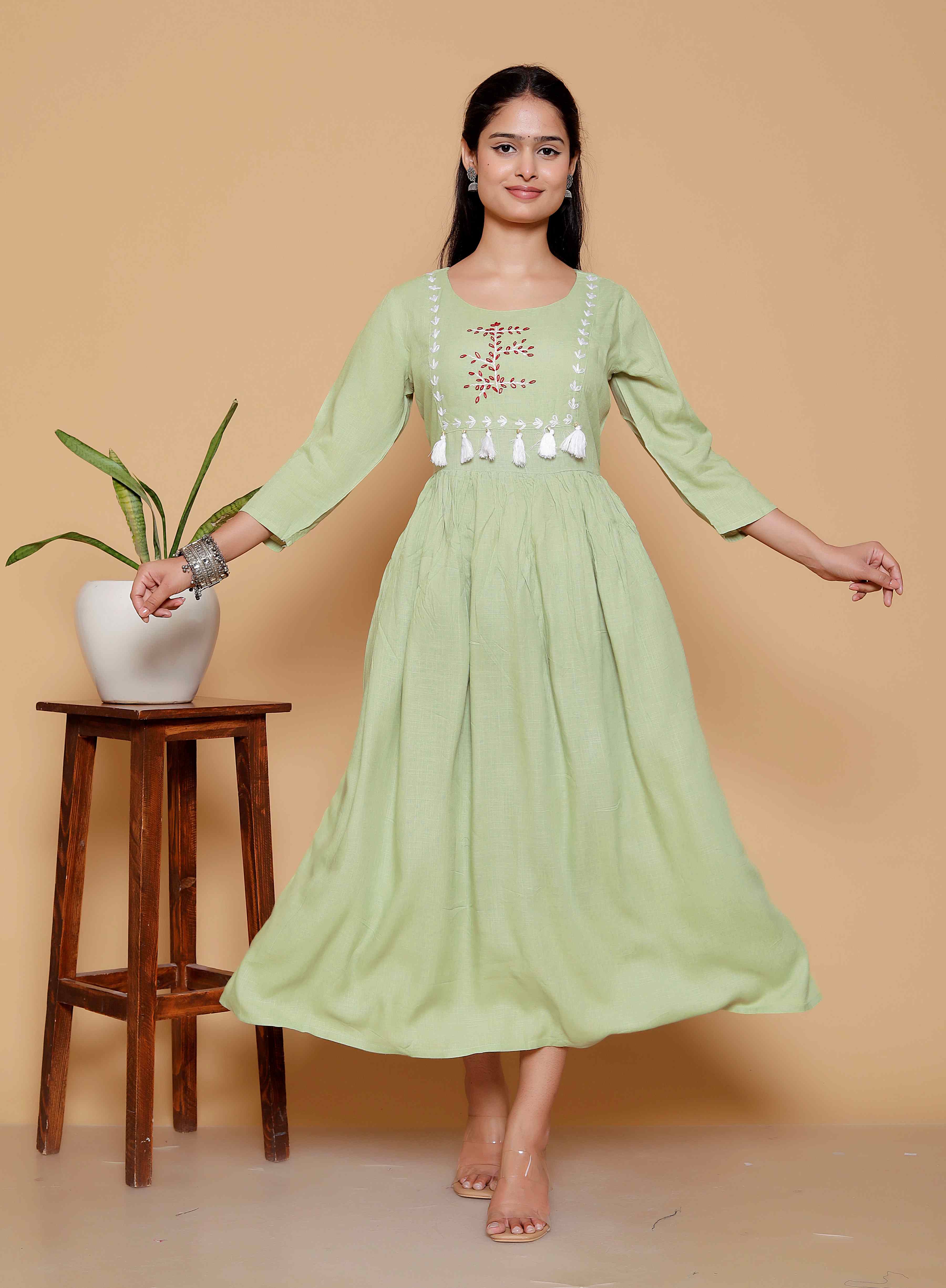 green maxi dress online india Sugarlips: Step Out Forest Green Floral Midi Dress – Shop the Mint main image 1