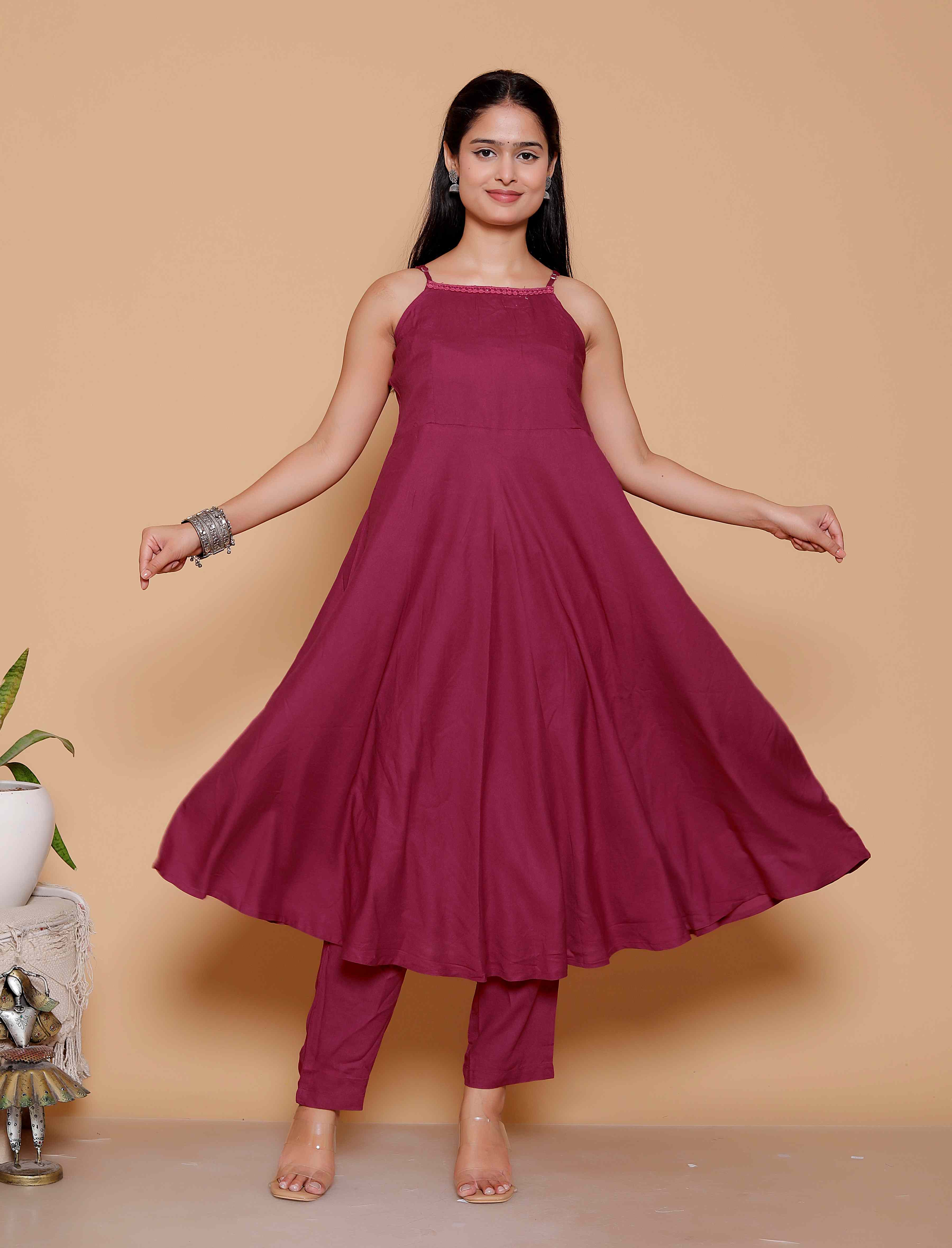 Elegant Wine Sleeveless Kurti Set for Women