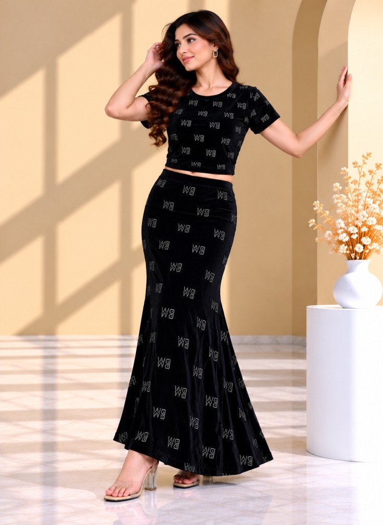 AAVARI Women’s Black Embellished 2-Piece Co-ord Set with Short-Sleeve Crop Top