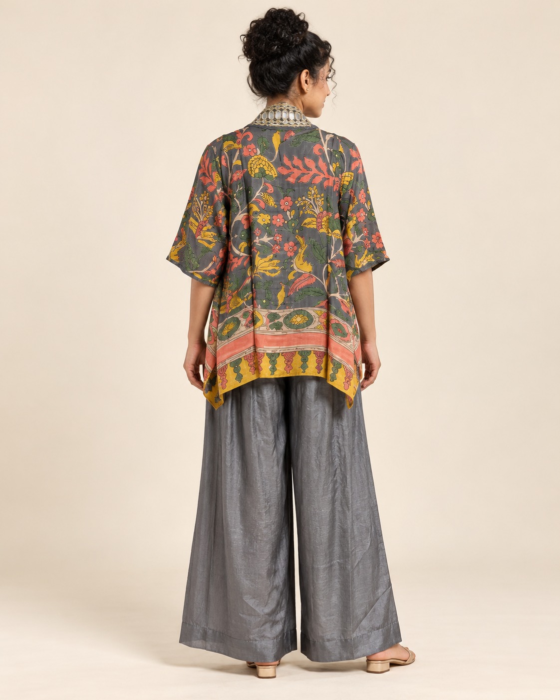 Women’s Grey 2 -Piece Co-ord Set with Kalamkari-Inspired Printed Shrug