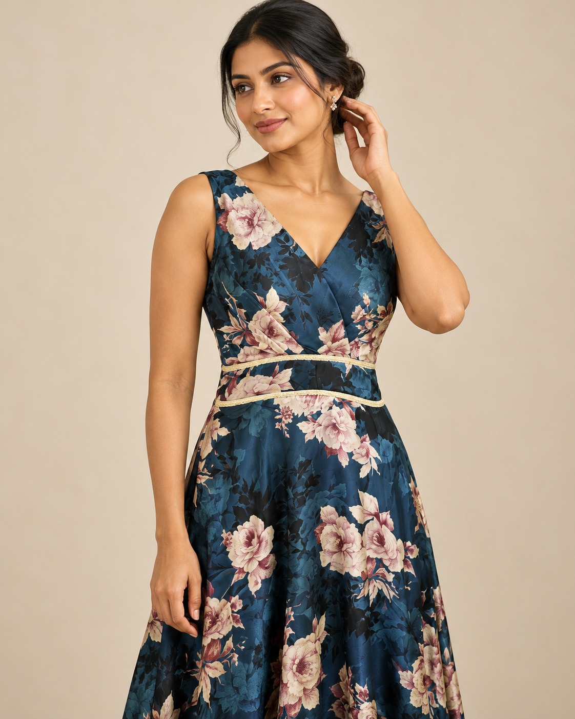 AAVARI Women's Floral Printed Sleeveless V-Neck Flared Maxi Dress